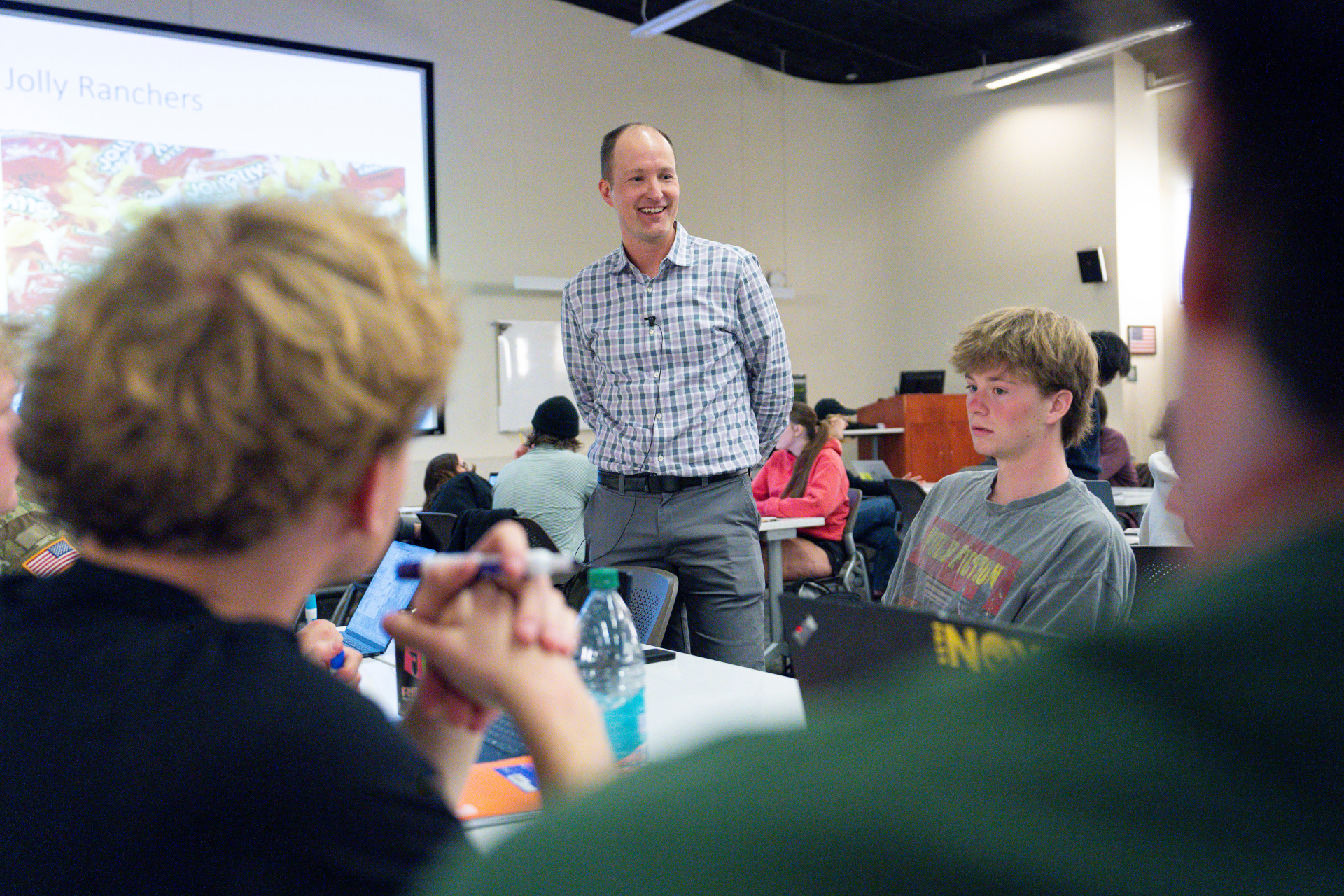 Associate Professor Anders Fremstad teaches ECON 202 – Principles of Microeconomics for the College of Liberal Arts in the department of Economics. February 24, 2026